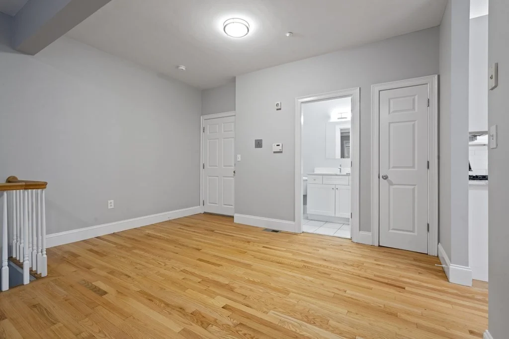3 bed, 1 bath apartment for rent at 320 W Broadway Unit 2, South Boston — photo 10 of 17