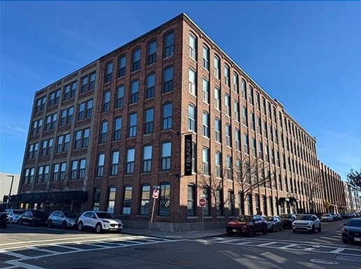 1 bed, 1 bath apartment for rent at 320 W 2nd Unit 304, South Boston — photo 8 of 8
