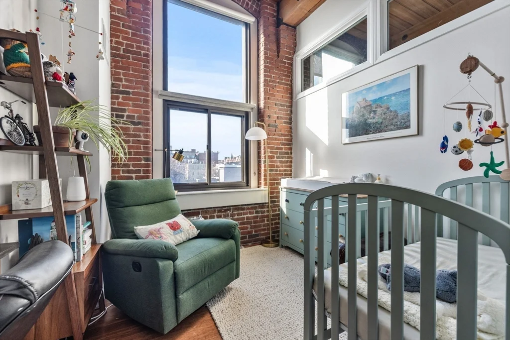 2 bed, 1 bath apartment for rent at 320 W 2nd Unit 413, South Boston — photo 19 of 26