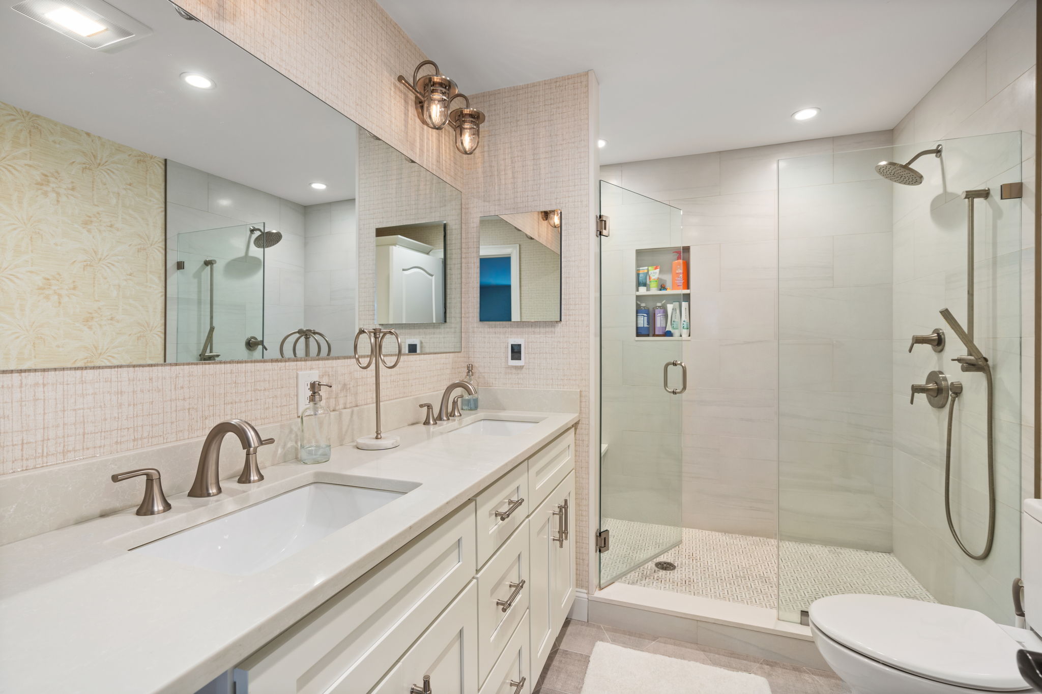 2 bed, 2 bath apartment for rent at 320 West 3rd St Unit 206, South Boston — photo 12 of 17