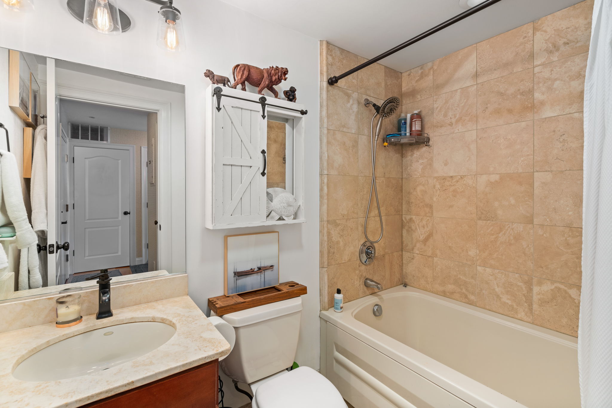 2 bed, 2 bath apartment for rent at 320 West 3rd St Unit 206, South Boston — photo 15 of 17