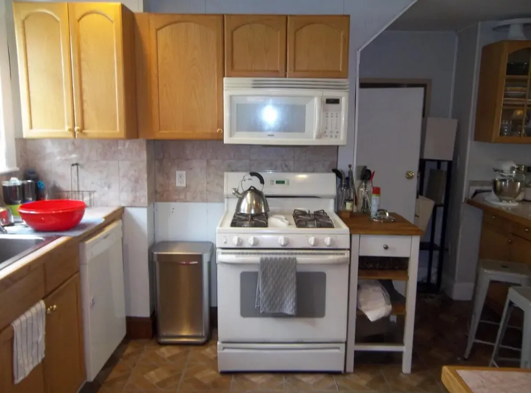 2 bed, 2 bath apartment for rent at 321 Alewife Brook Pkwa Unit 1, West Somerville — photo 4 of 13