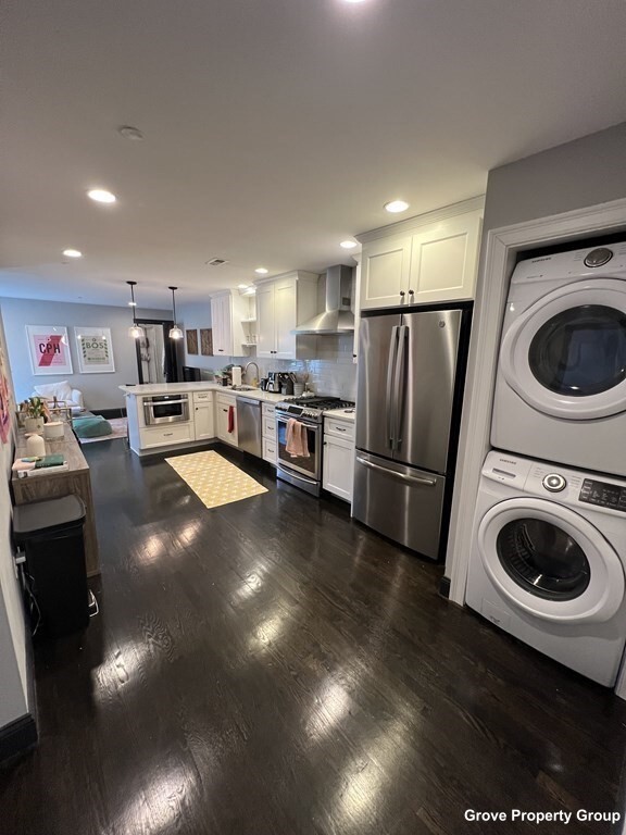 4 bed, 2 bath apartment for rent at 321 Dorchester Ave Unit 3, South Boston