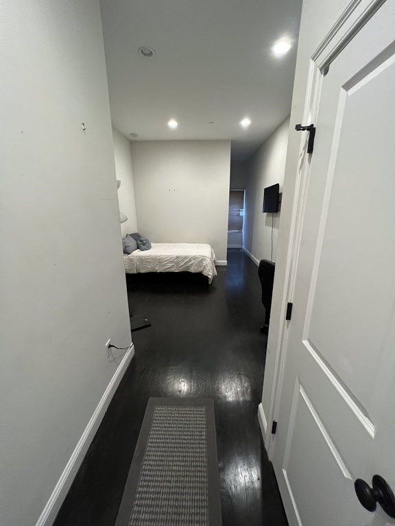4 bed, 2.5 bath apartment for rent at 321 Dorchester St Unit 1, South Boston — photo 8 of 13