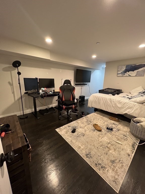 4 bed, 2.5 bath apartment for rent at 321 Dorchester St Unit 1, South Boston — photo 11 of 13