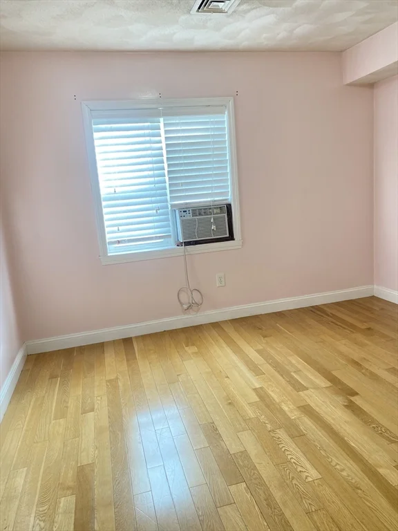 2 bed, 1 bath apartment for rent at 321 Essex St Unit B2, Lynn — photo 3 of 9