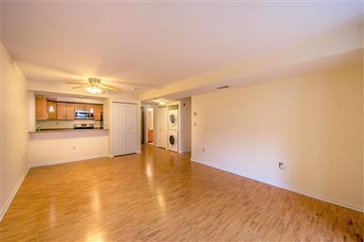 2 bed, 2 bath apartment for rent at 321 Franklin St Unit 2, Riverside — photo 2 of 13