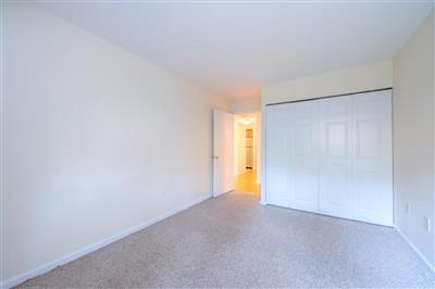 2 bed, 2 bath apartment for rent at 321 Franklin St Unit 2, Riverside — photo 6 of 13