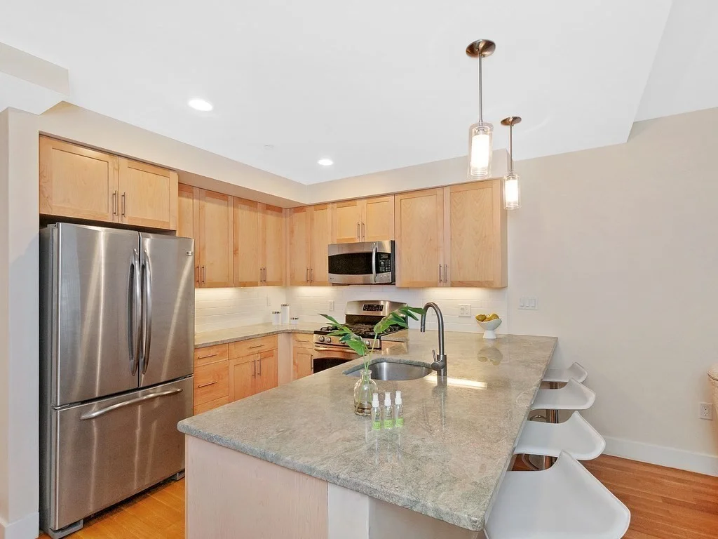 2 bed, 2 bath apartment for rent at 321 Hammond Pond Pkwy Unit 106, Chestnut Hill — photo 11 of 30