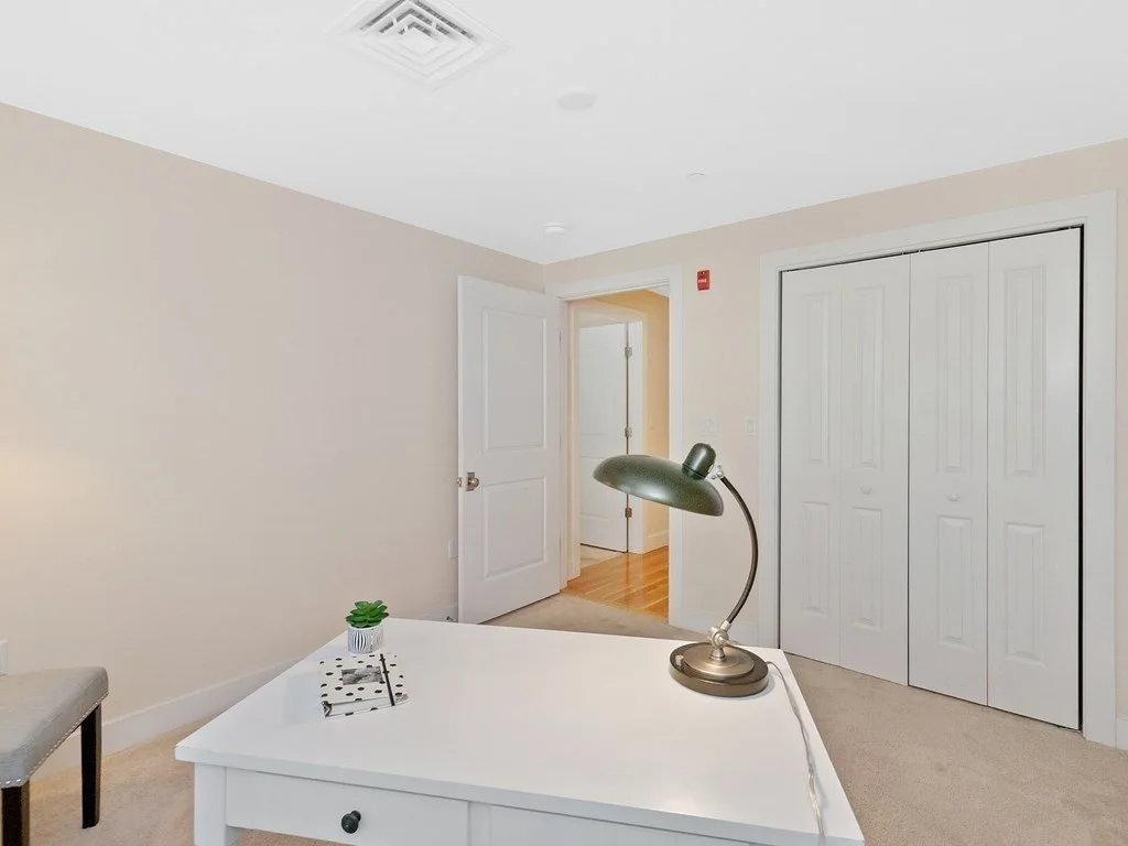 2 bed, 2 bath apartment for rent at 321 Hammond Pond Pkwy Unit 106, Chestnut Hill — photo 25 of 30