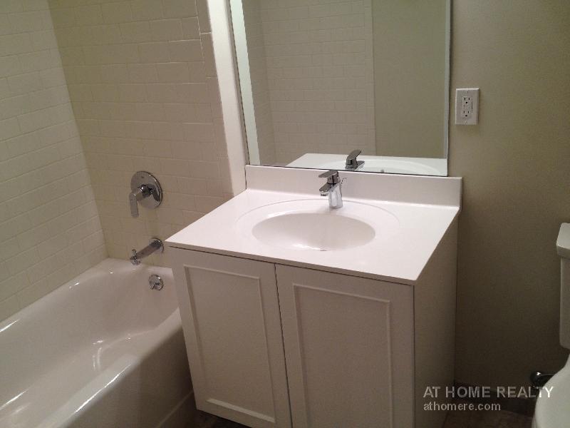 2.5 bed, 2.5 bath apartment for rent at 321 Hammond Pond Pkwy Unit 301, Chestnut Hill — photo 10 of 16