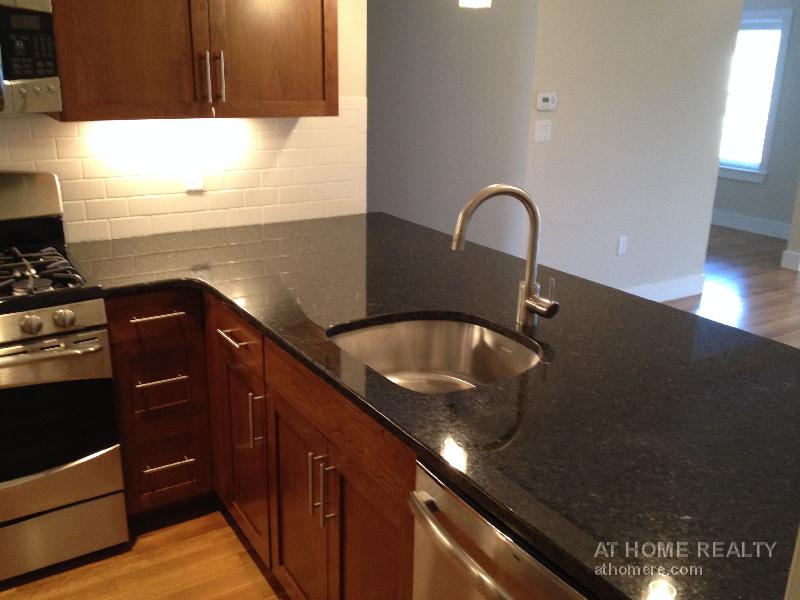 2.5 bed, 2.5 bath apartment for rent at 321 Hammond Pond Pkwy Unit 301, Chestnut Hill — photo 7 of 16