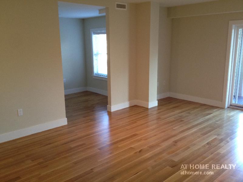 2.5 bed, 2.5 bath apartment for rent at 321 Hammond Pond Pkwy Unit 301, Chestnut Hill — photo 11 of 16