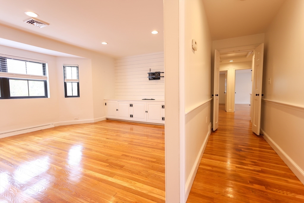 3 bed, 2 bath apartment for rent at 321 Nichols St Unit 0, Norwood — photo 13 of 38