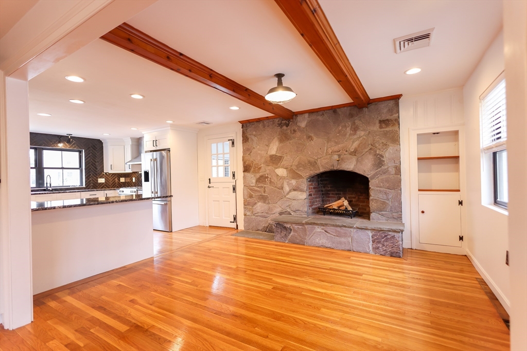 3 bed, 2 bath apartment for rent at 321 Nichols St Unit 0, Norwood — photo 10 of 38