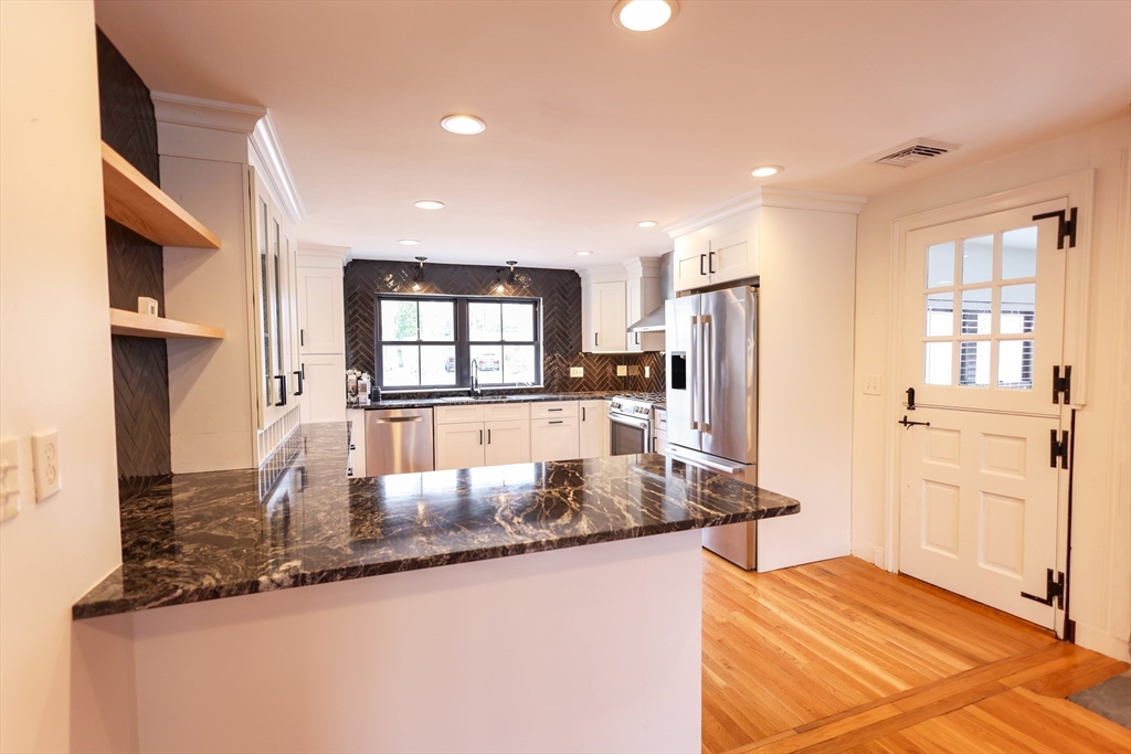 3 bed, 2 bath apartment for rent at 321 Nichols St Unit 0, Norwood — photo 8 of 38