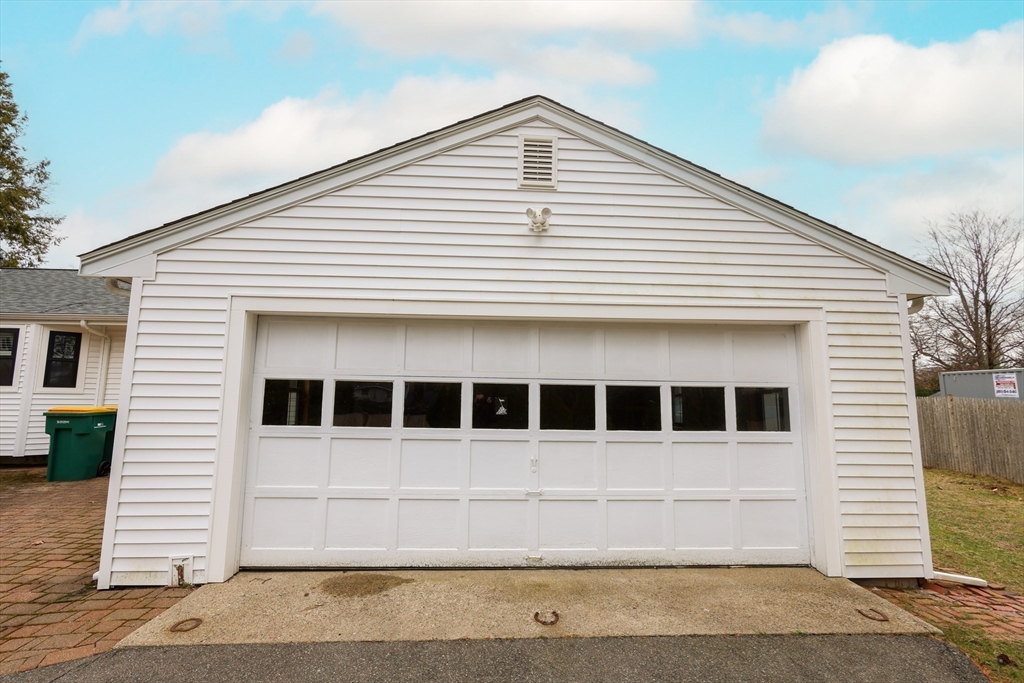3 bed, 2 bath apartment for rent at 321 Nichols St Unit 0, Norwood — photo 33 of 38