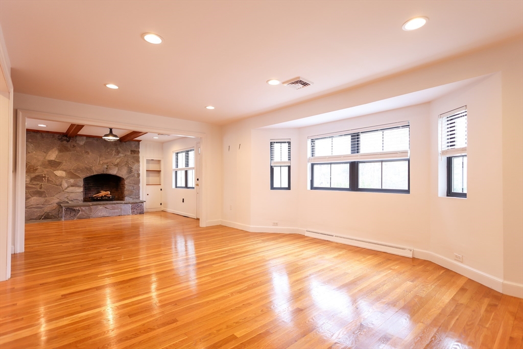 3 bed, 2 bath apartment for rent at 321 Nichols St Unit 0, Norwood — photo 11 of 38