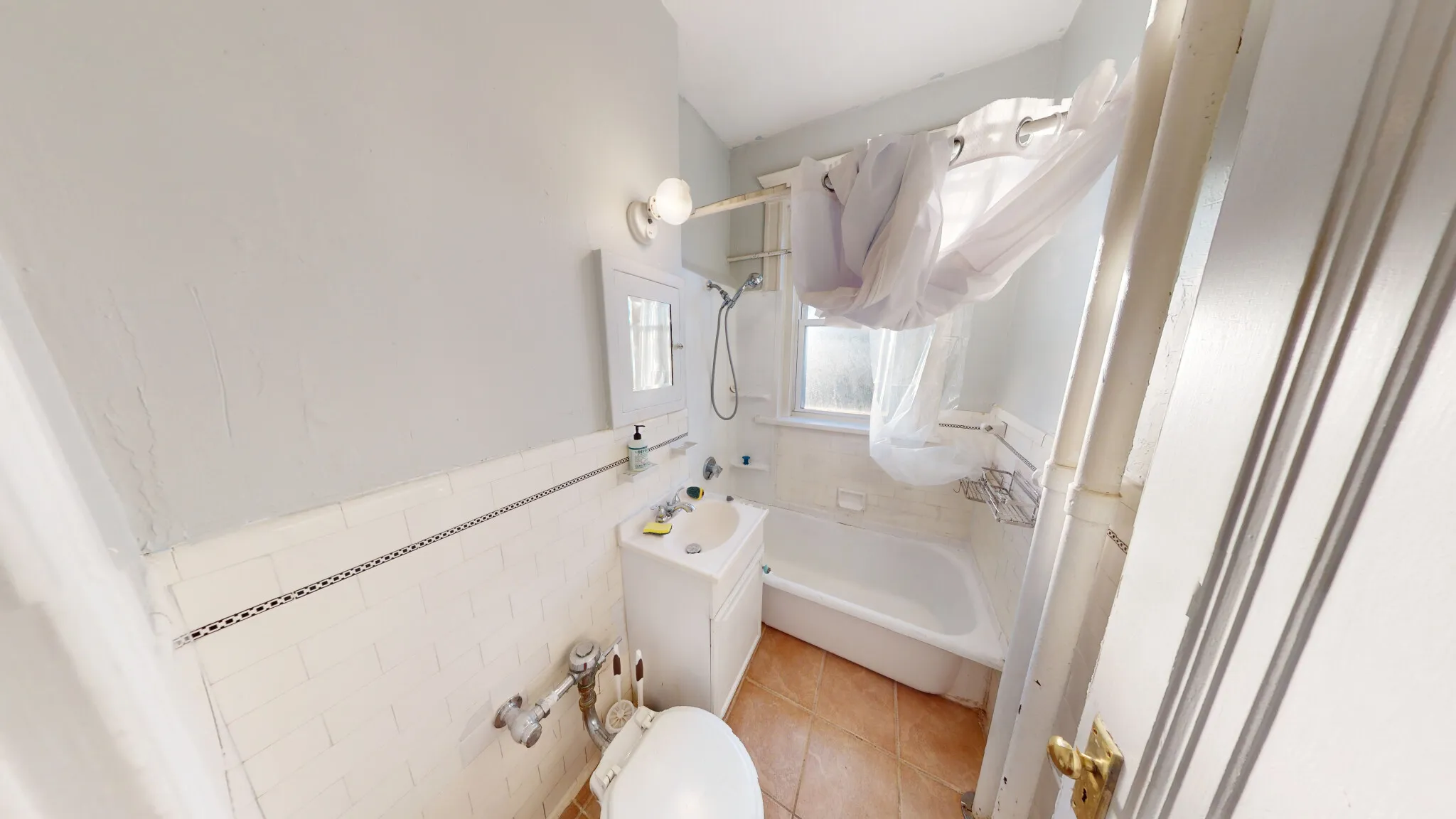2 bed, 1 bath apartment for rent at 321 Huntington Ave Unit 8, Jamaica Plain — photo 7 of 14