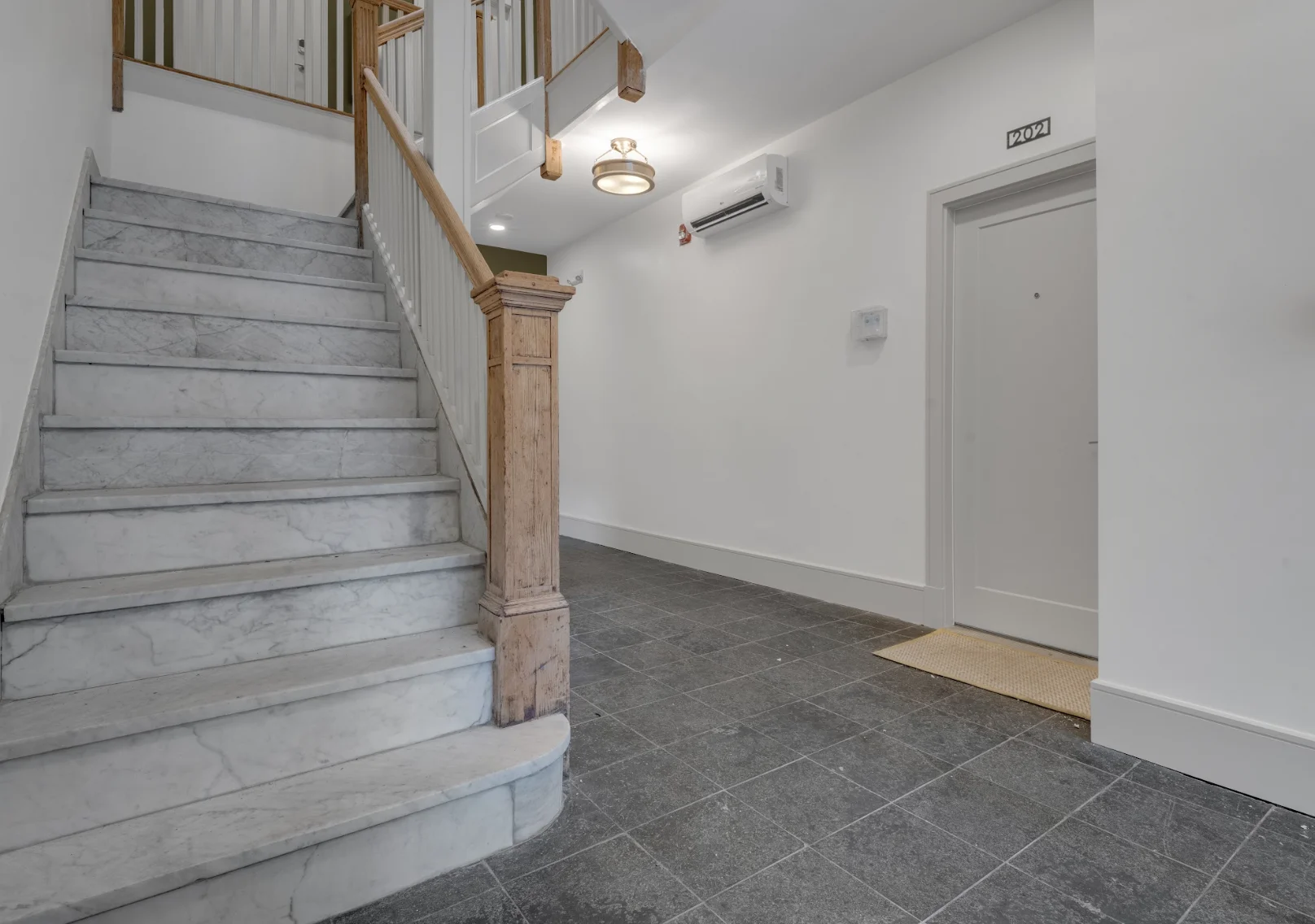 2 bed, 1 bath apartment for rent at 321 Summit Ave Unit 202, Brighton — photo 8 of 9
