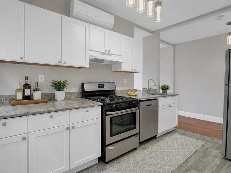 2 bed, 1 bath apartment for rent at 321 Summit Ave Unit 301, Brighton