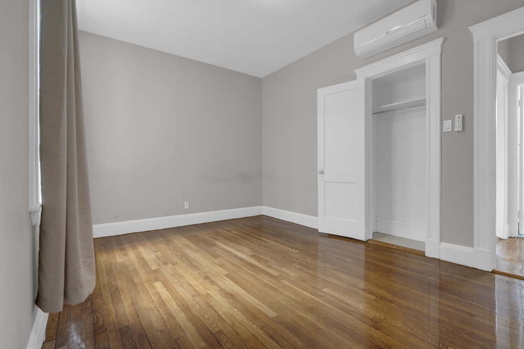 2 bed, 1 bath apartment for rent at 321 Summit Ave Unit 304, Brighton — photo 6 of 8