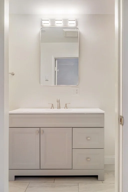3 bed, 2 bath apartment for rent at 321 Tappan St Unit 1, Aspinwall Hill — photo 16 of 19