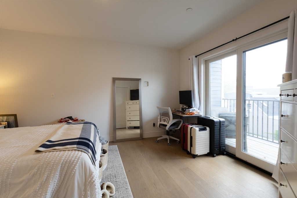 3 bed, 3 bath apartment for rent at 321 West Broadway Unit 3, South Boston — photo 18 of 21