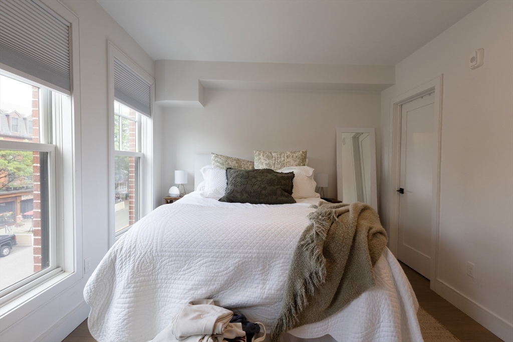3 bed, 3 bath apartment for rent at 321 West Broadway Unit 3, South Boston — photo 11 of 21