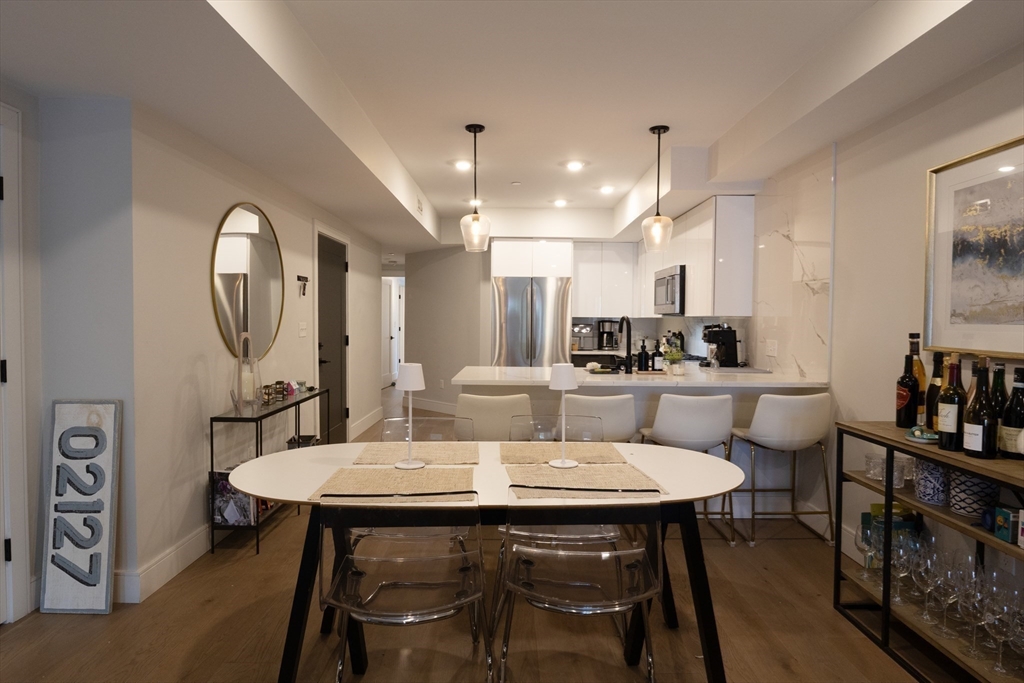 3 bed, 3 bath apartment for rent at 321 West Broadway Unit 3, South Boston — photo 5 of 21