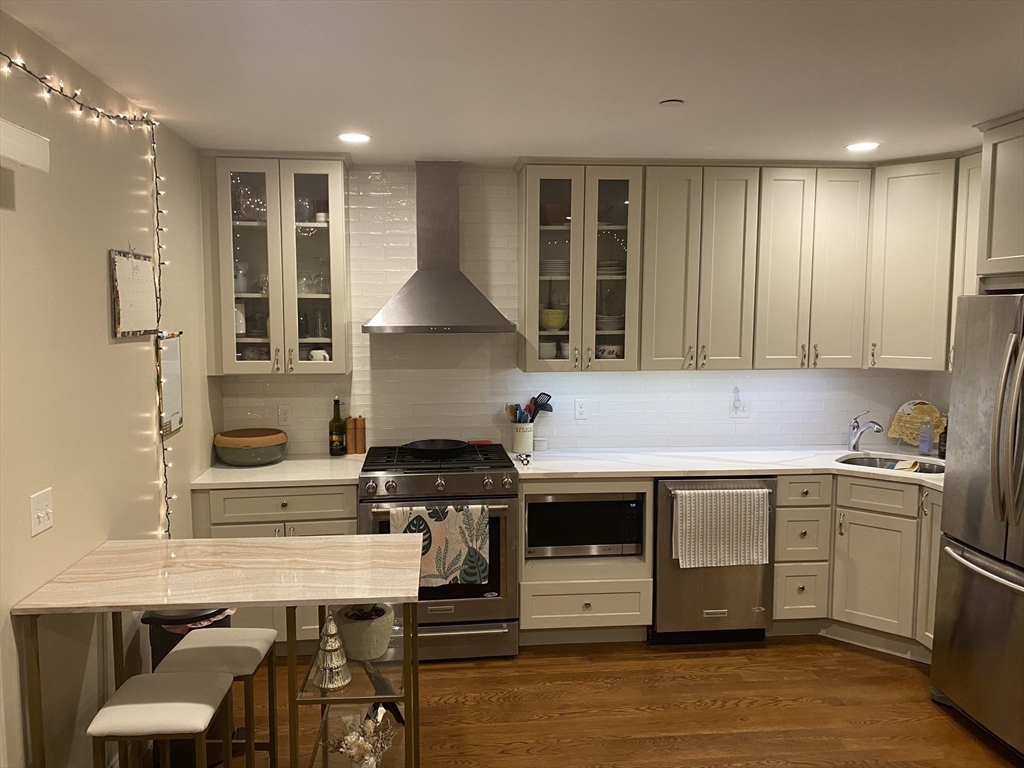 1 bed, 1 bath apartment for rent at 322 Athens Unit 2, South Boston — photo 2 of 12