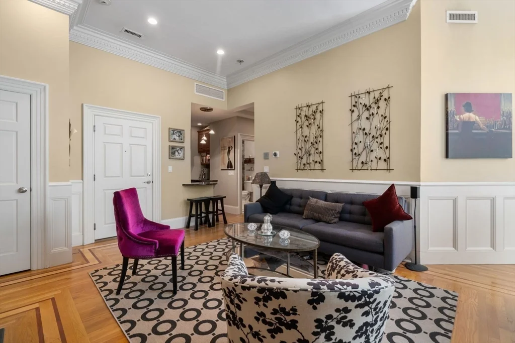 1 bed, 1 bath apartment for rent at 322 Beacon St Unit 3, Back Bay — photo 6 of 24