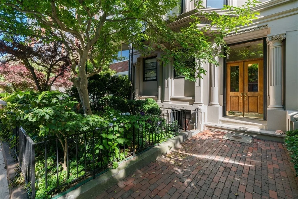 1 bed, 1 bath apartment for rent at 322 Beacon St Unit 3, Back Bay — photo 18 of 24
