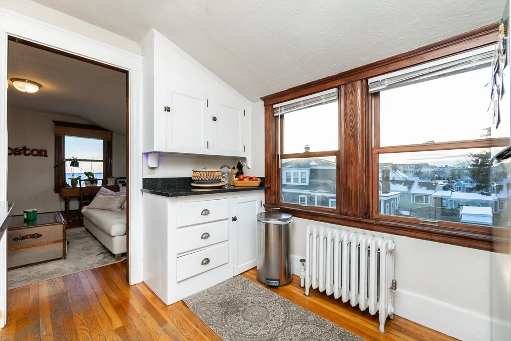 1 bed, 1 bath apartment for rent at 322 Humphrey St Unit 1, Swampscott — photo 8 of 12