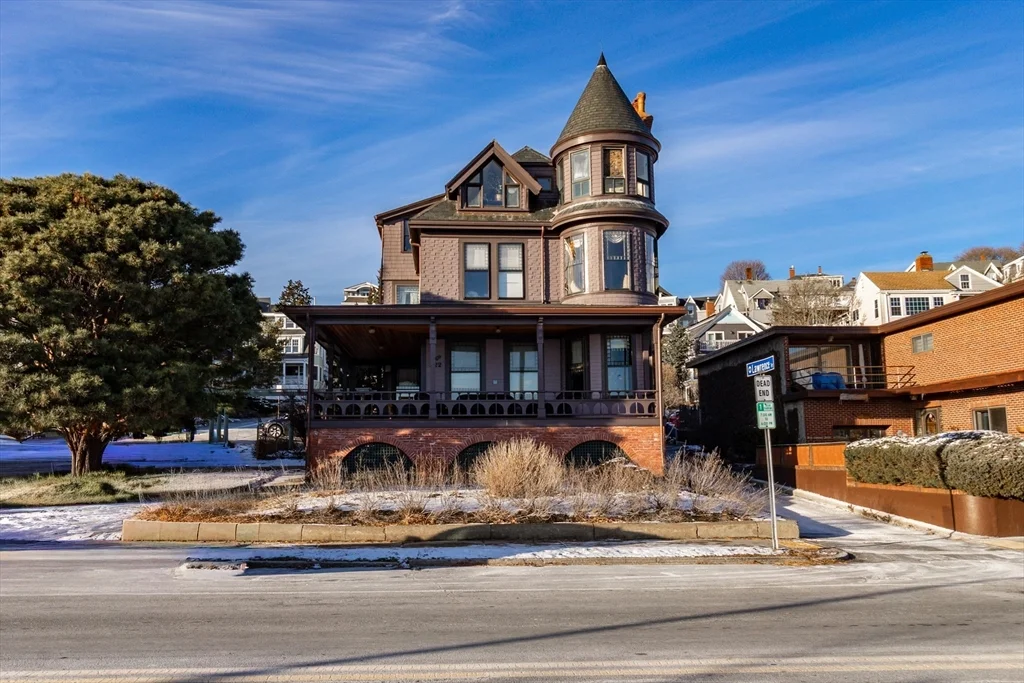 1 bed, 1 bath apartment for rent at 322 Humphrey St Unit 1, Swampscott — photo 12 of 12