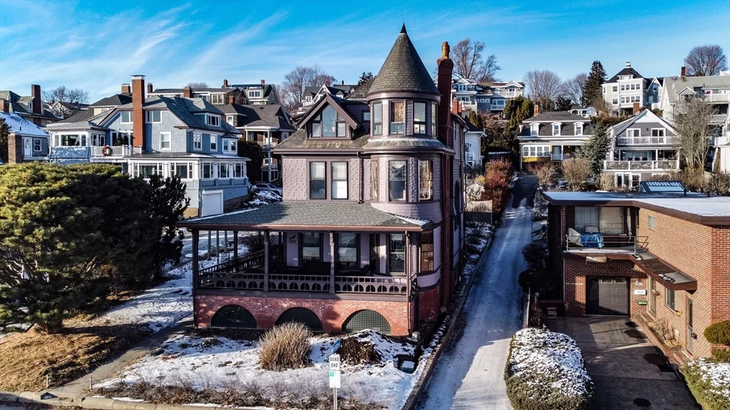 1 bed, 1 bath apartment for rent at 322 Humphrey St Unit 1, Swampscott — photo 11 of 12
