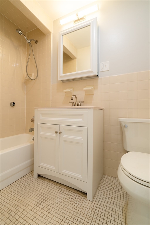 2 bed, 1 bath apartment for rent at 322 Hurley St Unit 2, East Cambridge — photo 12 of 12