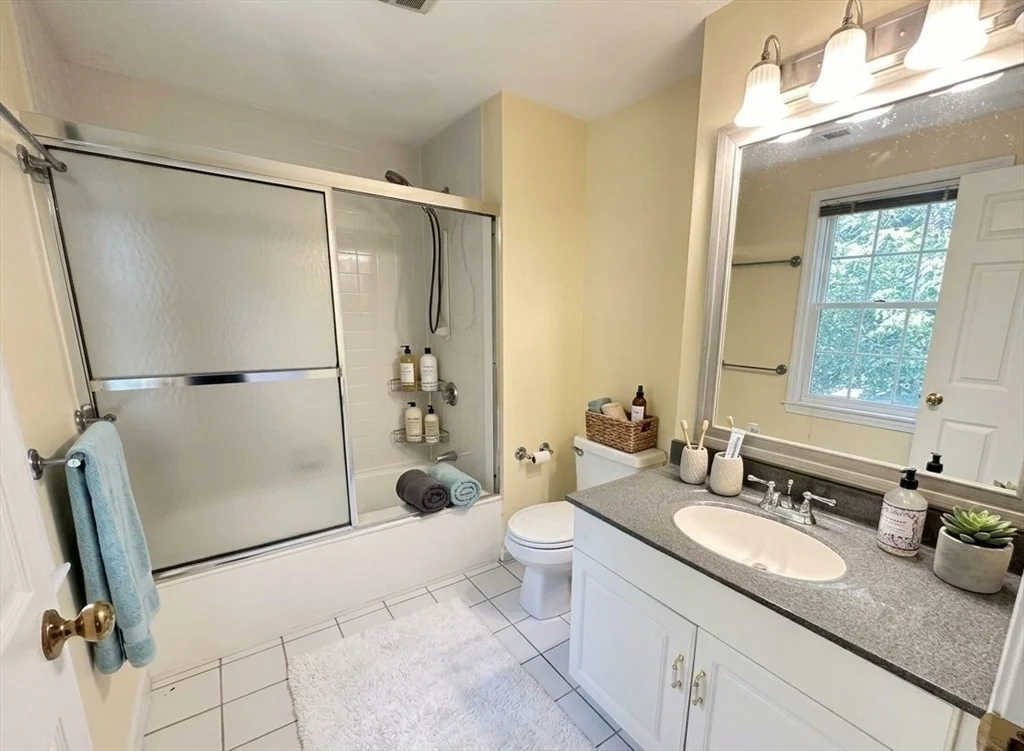 4 bed, 3 bath apartment for rent at 322 Lowell St, Lexington — photo 30 of 40