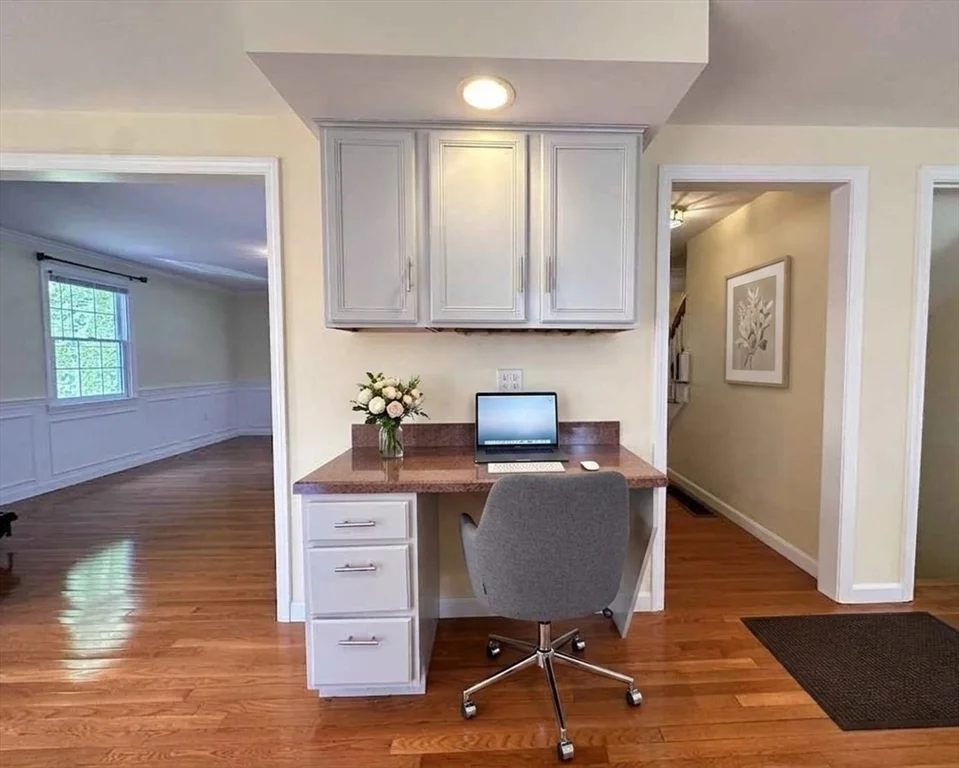 4 bed, 3 bath apartment for rent at 322 Lowell St, Lexington — photo 16 of 40