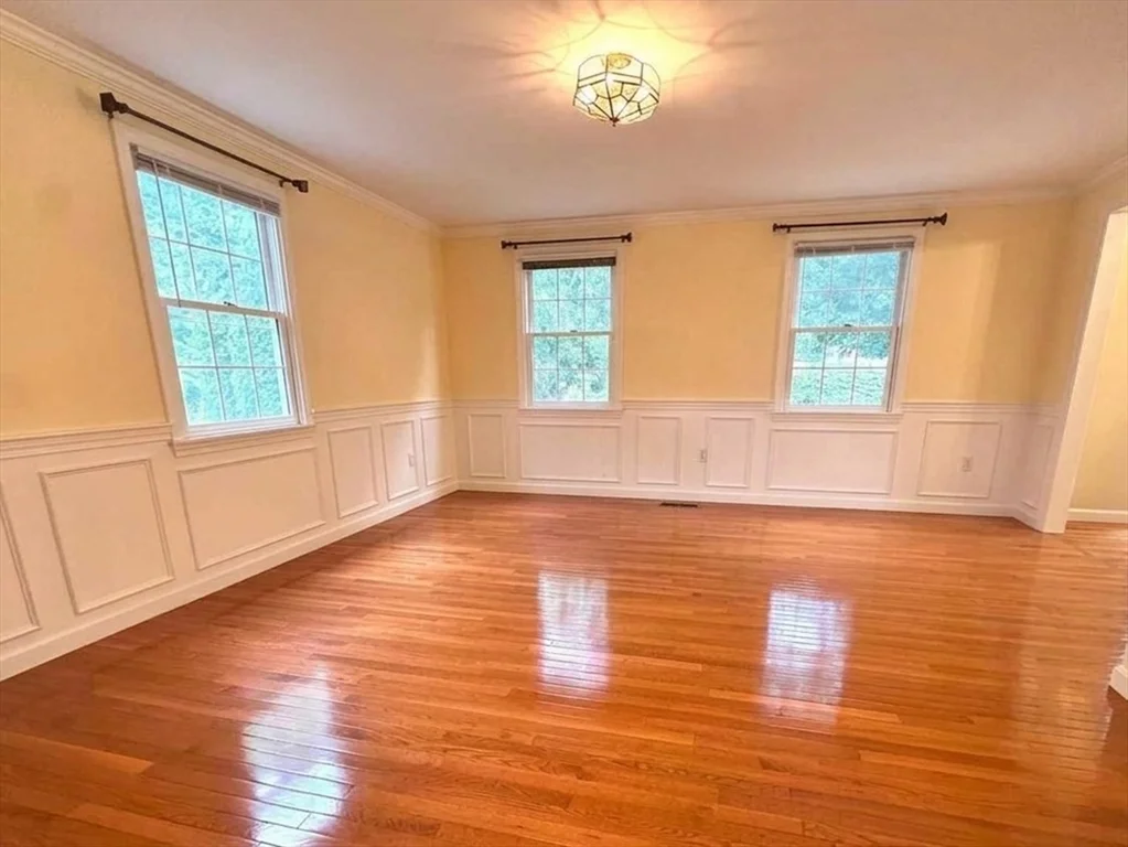 4 bed, 3 bath apartment for rent at 322 Lowell St, Lexington — photo 9 of 40