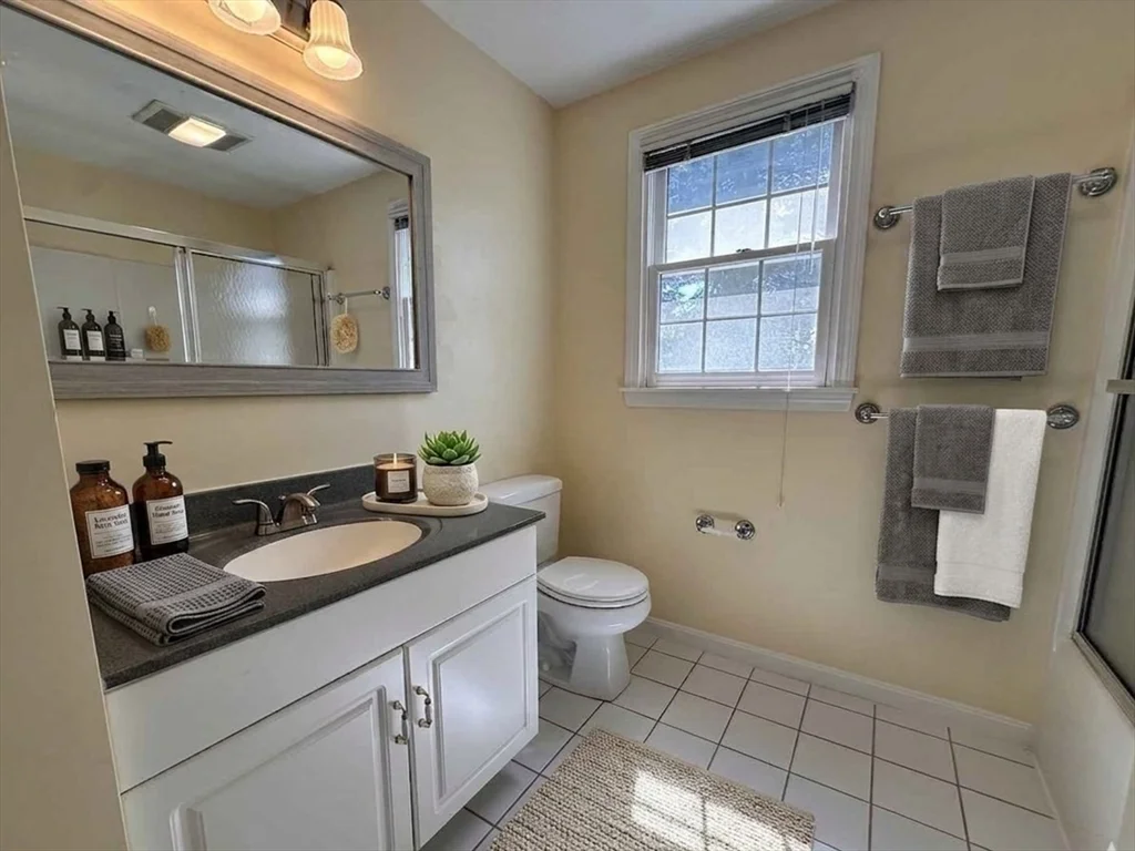 4 bed, 3 bath apartment for rent at 322 Lowell St, Lexington — photo 24 of 40