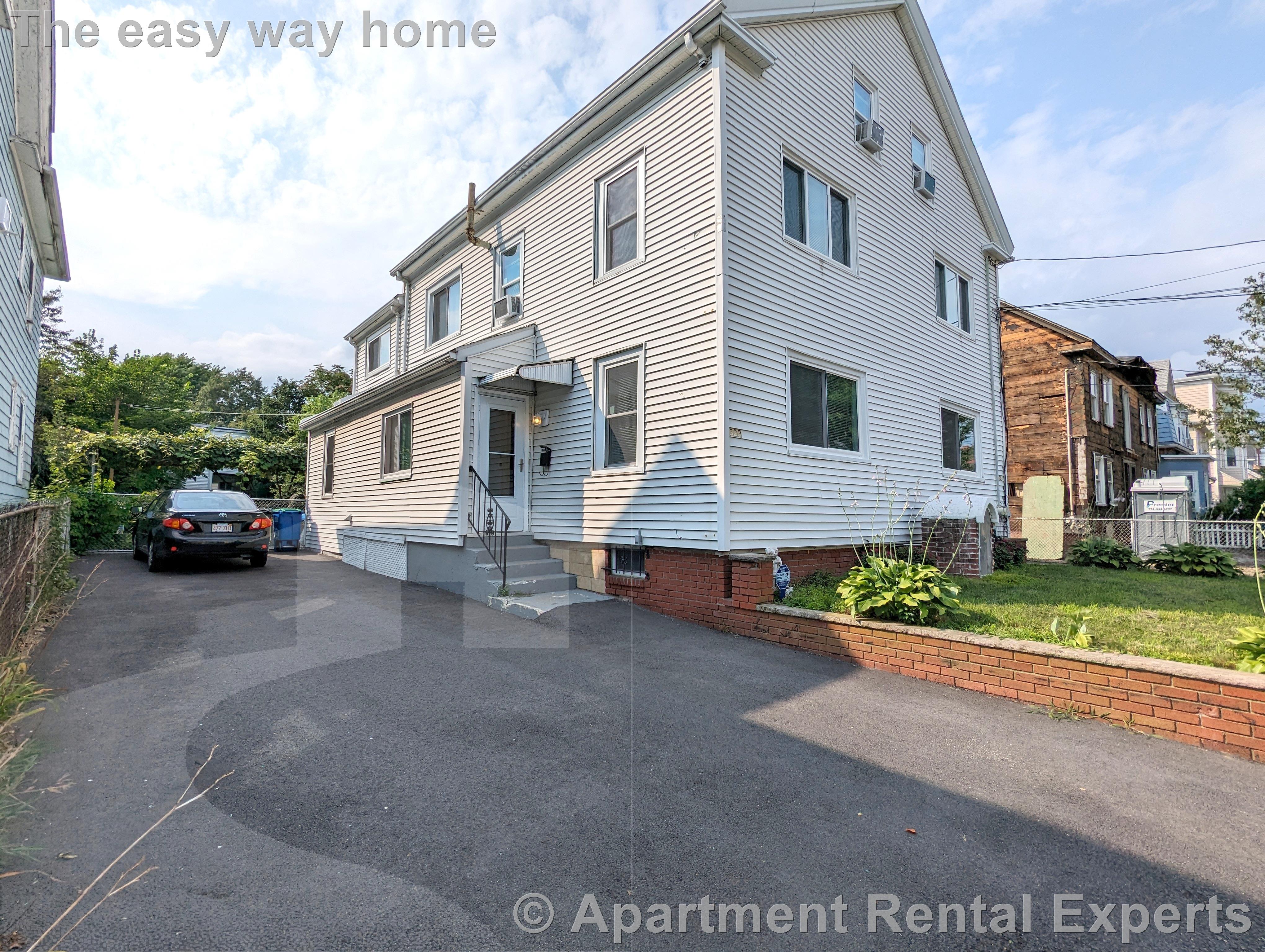 3 bed, 1 bath apartment for rent at 322 Lowell St, Magoun Square — photo 18 of 18