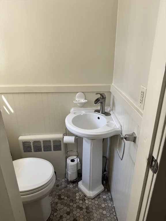 3 bed, 1 bath apartment for rent at 322 Lowell St Unit 0, Peabody — photo 16 of 33