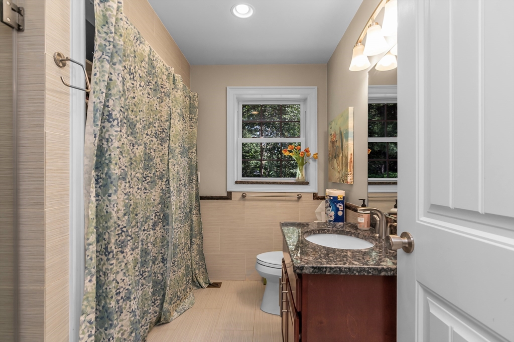 4 bed, 4+ bath apartment for rent at 322 Nashua Rd, Billerica — photo 13 of 30