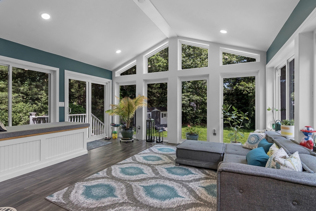 4 bed, 4+ bath apartment for rent at 322 Nashua Rd, Billerica — photo 9 of 30