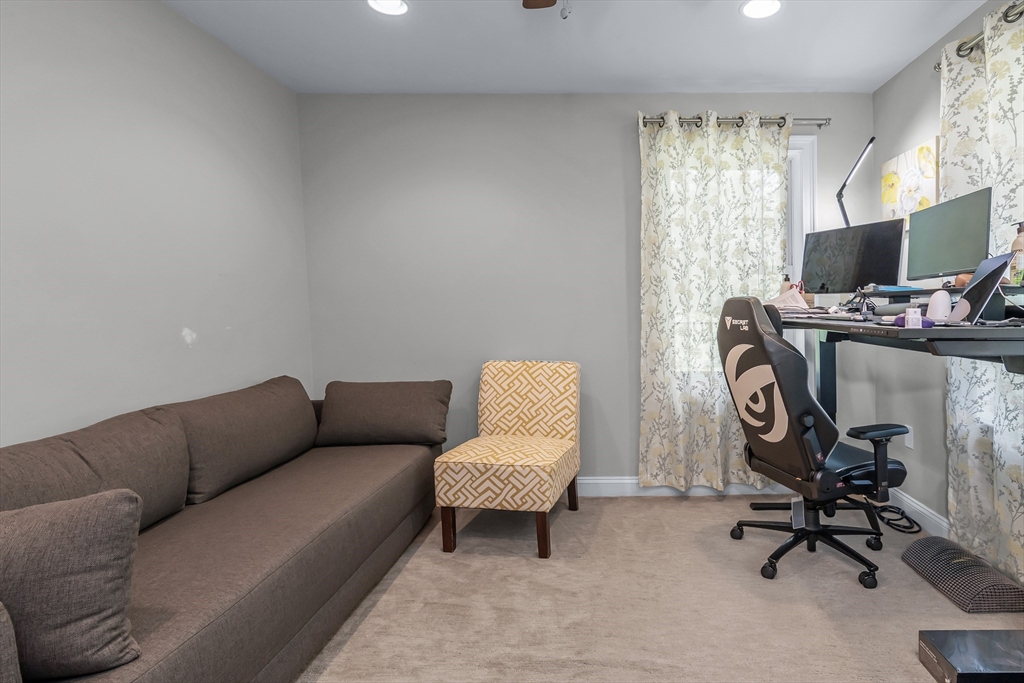 4 bed, 4+ bath apartment for rent at 322 Nashua Rd, Billerica — photo 28 of 30