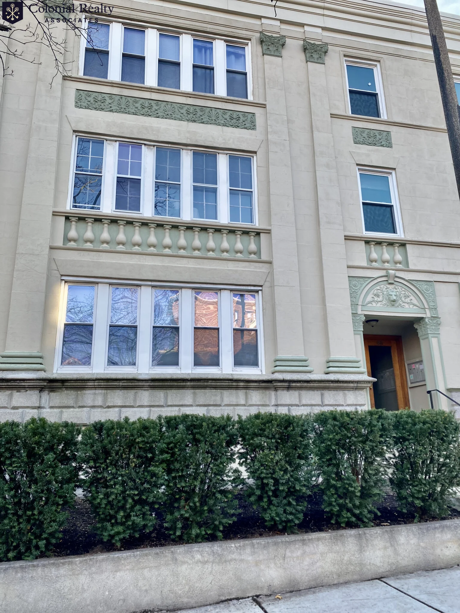 3 bed, 1 bath apartment for rent at 322 Saint Paul St Unit 02, North Brookline — photo 10 of 11