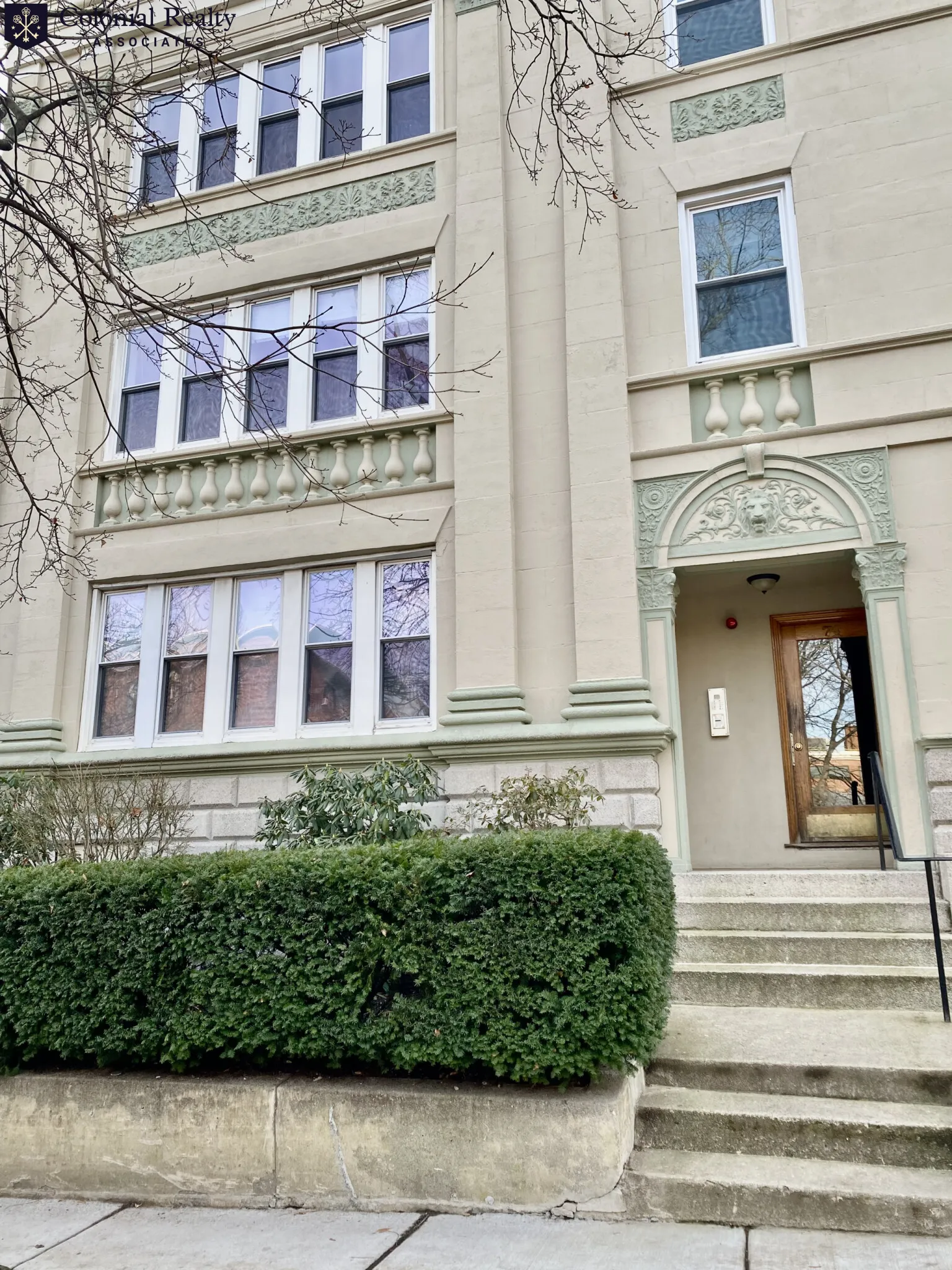 3 bed, 1 bath apartment for rent at 322 Saint Paul St Unit 02, North Brookline — photo 7 of 11