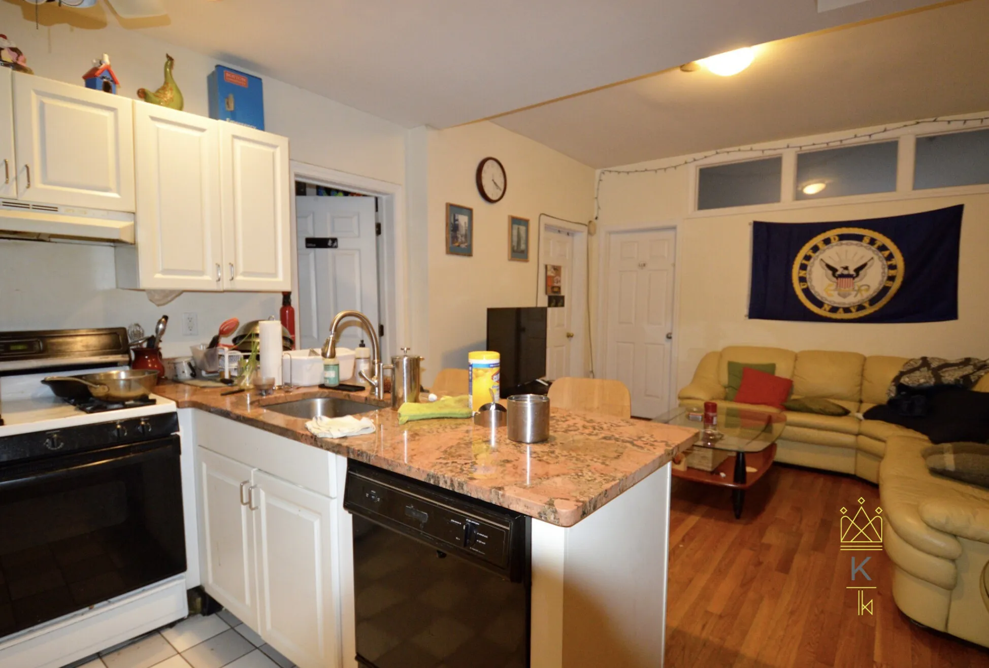 3 bed, 1 bath apartment for rent at 322 Saint Paul St Unit 2, North Brookline — photo 3 of 12