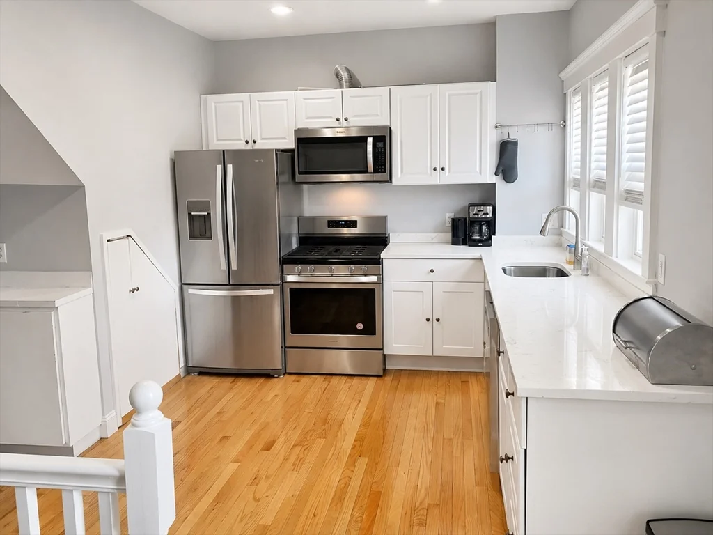 3 bed, 2 bath apartment for rent at 323 Bainbridge St Unit 1, Malden